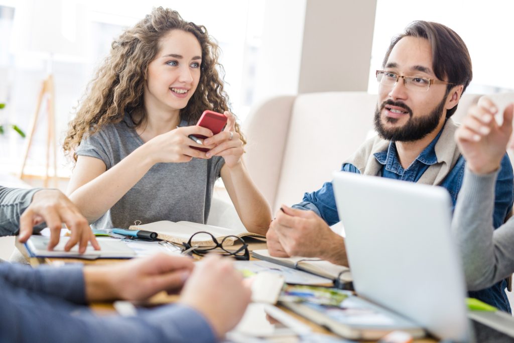 key-benefits-of-hiring-mobile-app-developers-in-2025